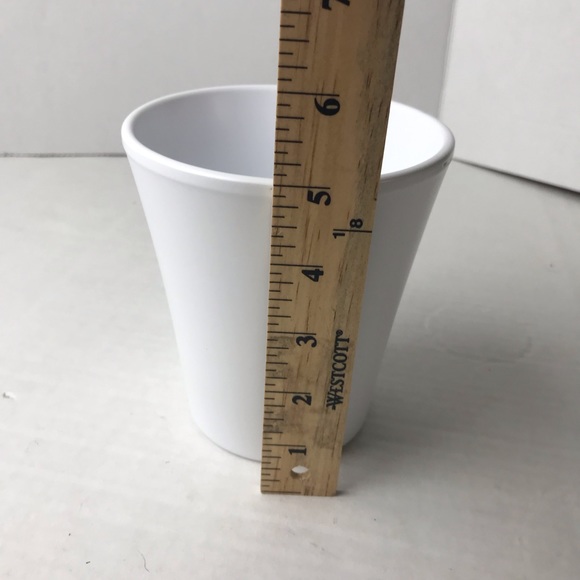 NWOT - German Pottery Matte White Planter Pot - Picture 6 of 7